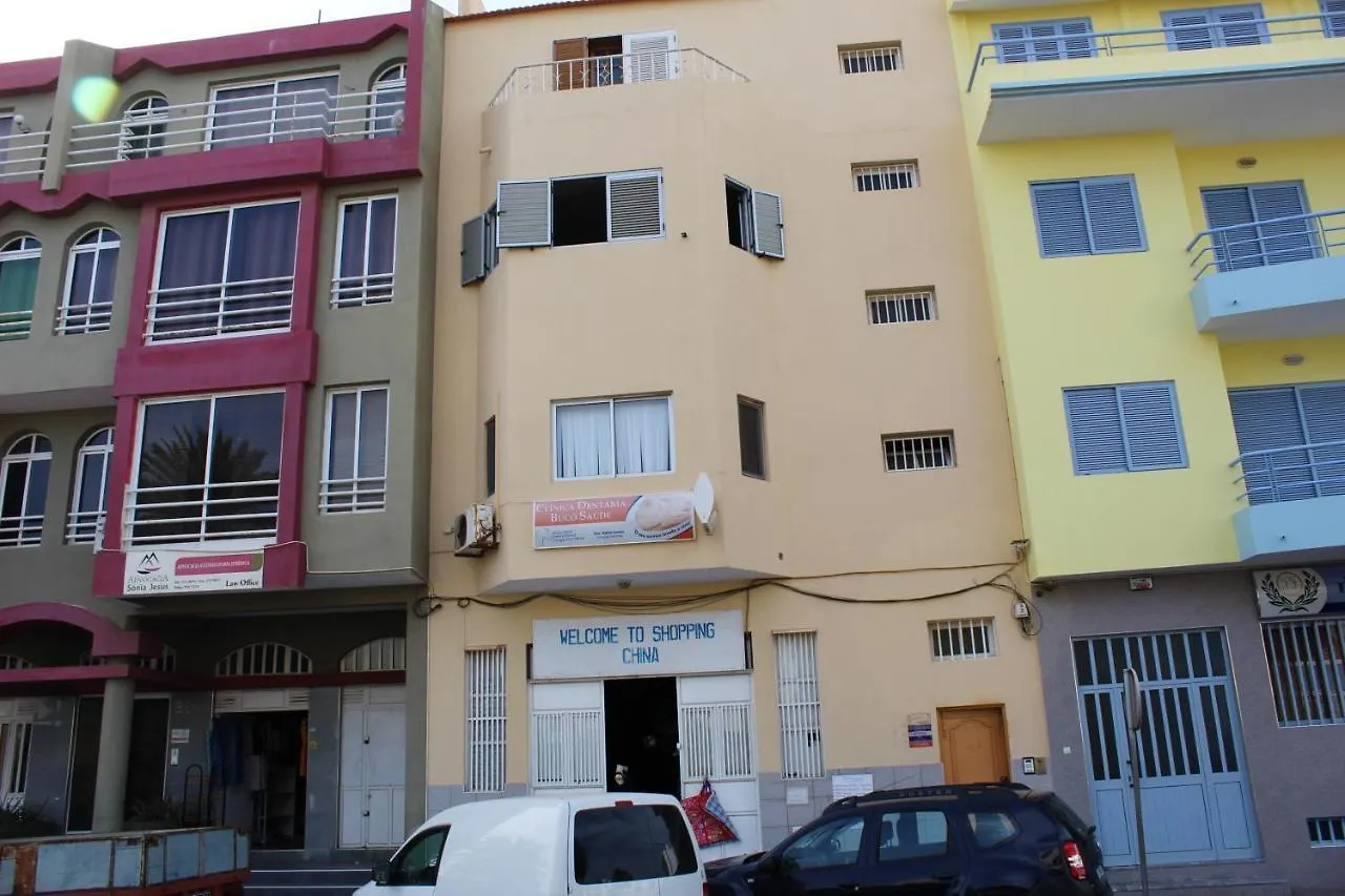 Spacious Apartment In Mindelo Mountain View 164 M²