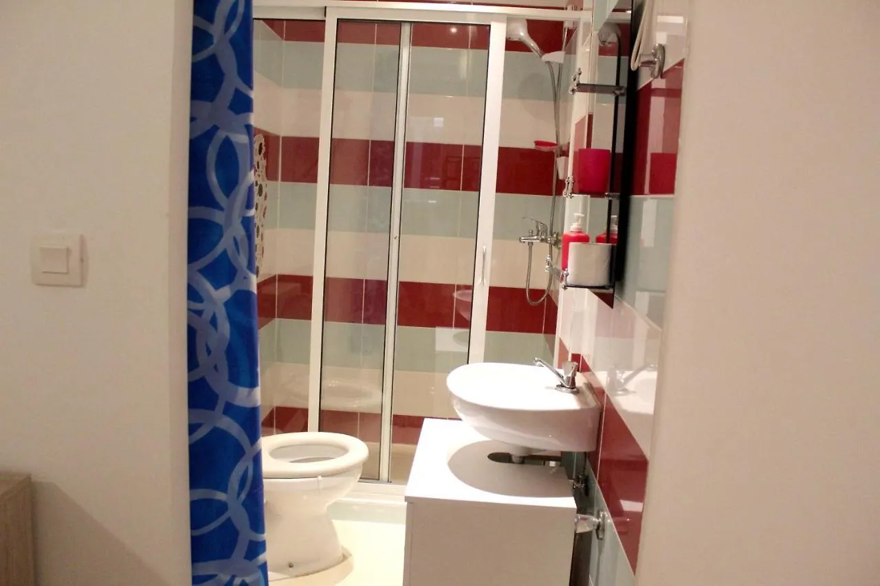 Spacious Apartment In Mindelo Mountain View 164 M² 0*,  カーボベルデ