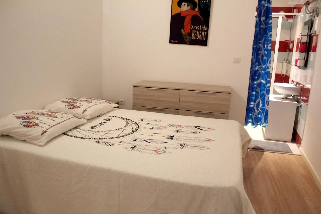 Spacious Apartment In Mindelo Mountain View 164 M²