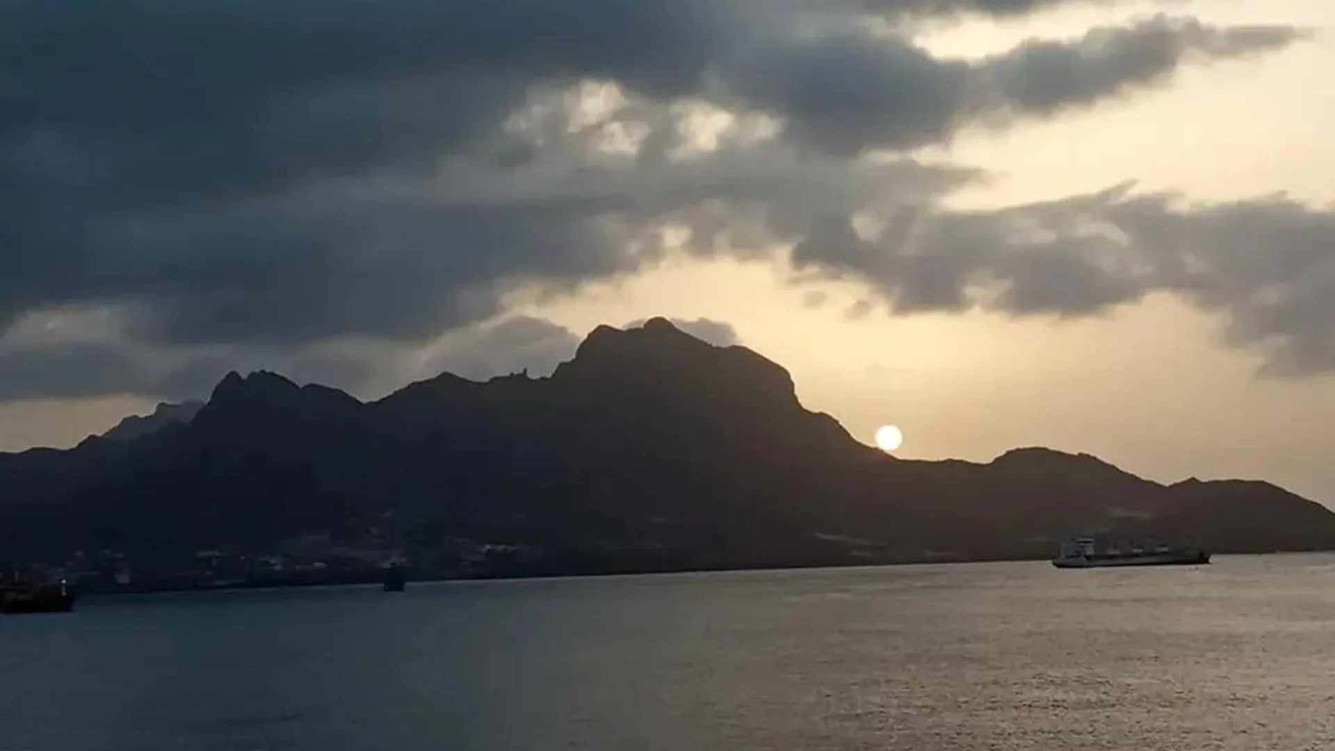 Spacious Apartment In Mindelo Mountain View 164 M² カーボベルデ