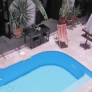 2* Гостевой дом Casa Colonial